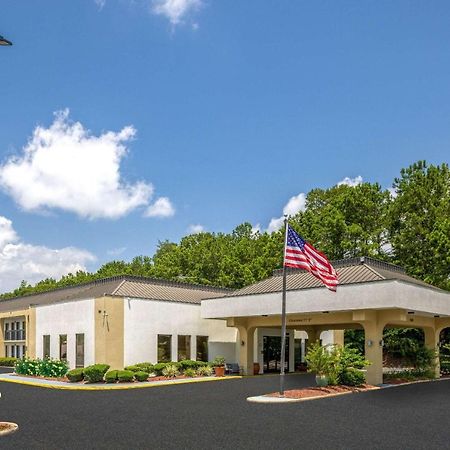 Отель Baymont By Wyndham Columbus Ga Экстерьер фото