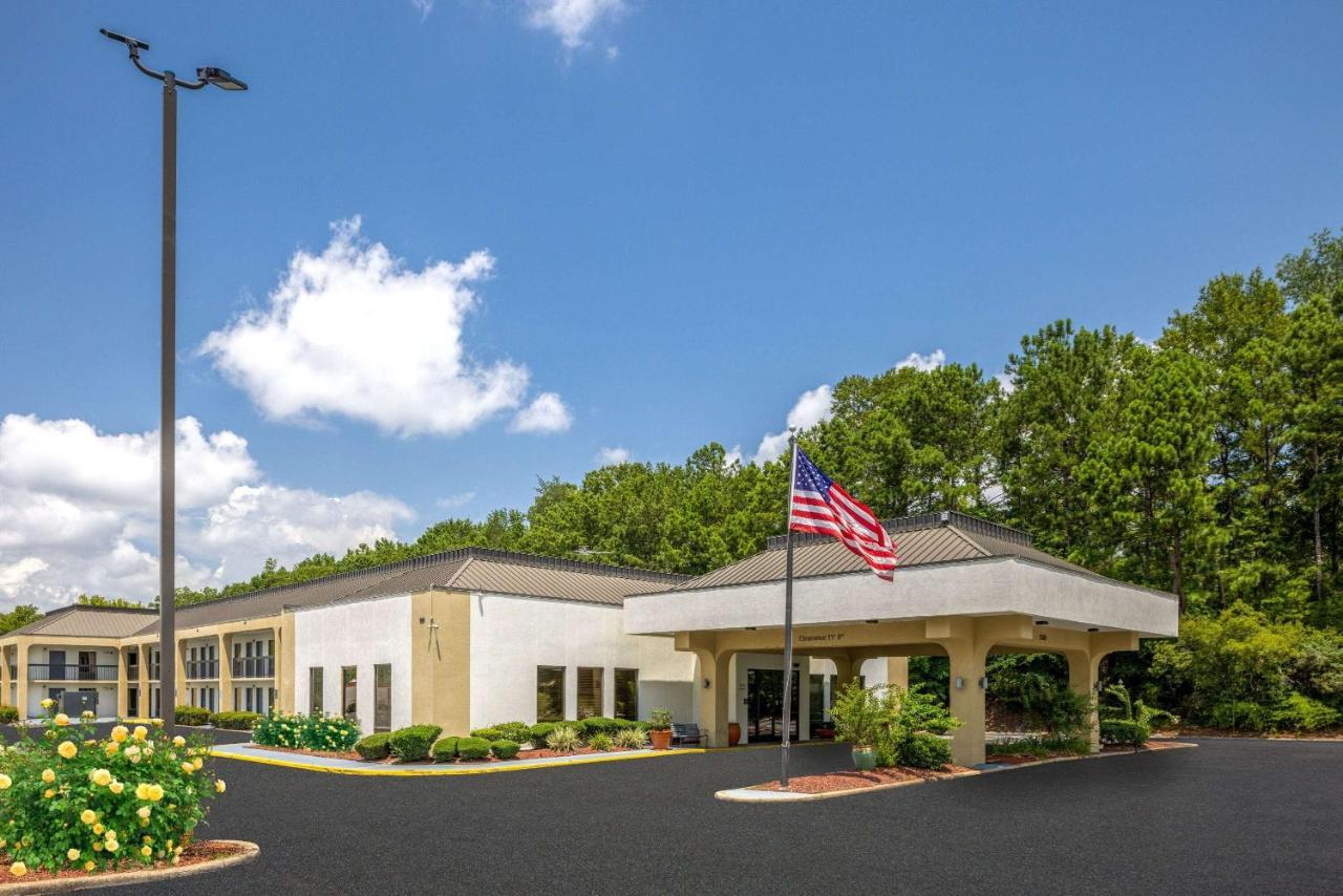 Отель Baymont By Wyndham Columbus Ga Экстерьер фото